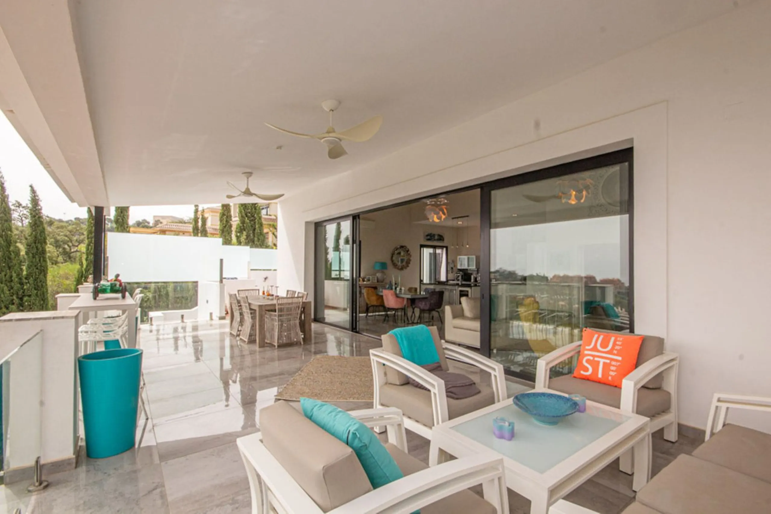 Spacious Family Villa with Panoramic Views in La Mairena
