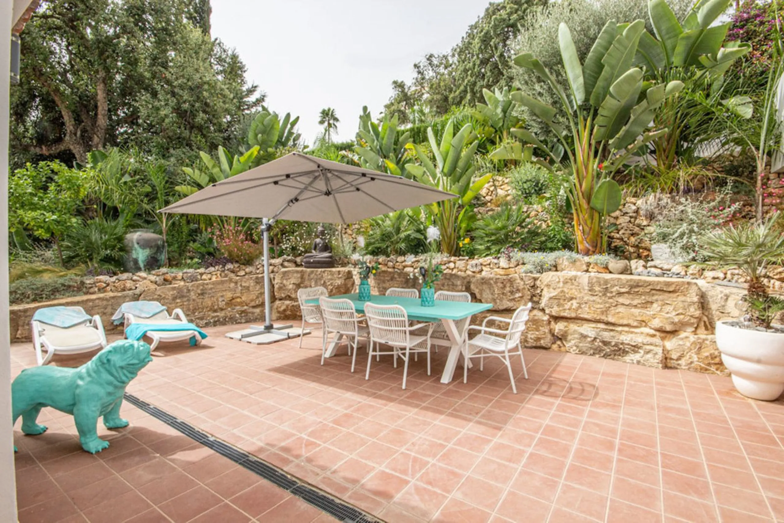 Spacious Family Villa with Panoramic Views in La Mairena
