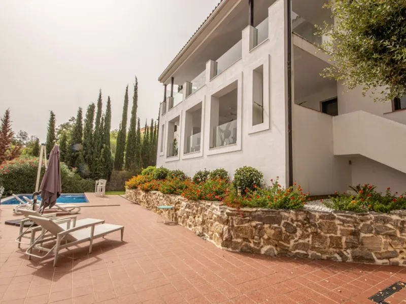 Spacious Family Villa with Panoramic Views in La Mairena