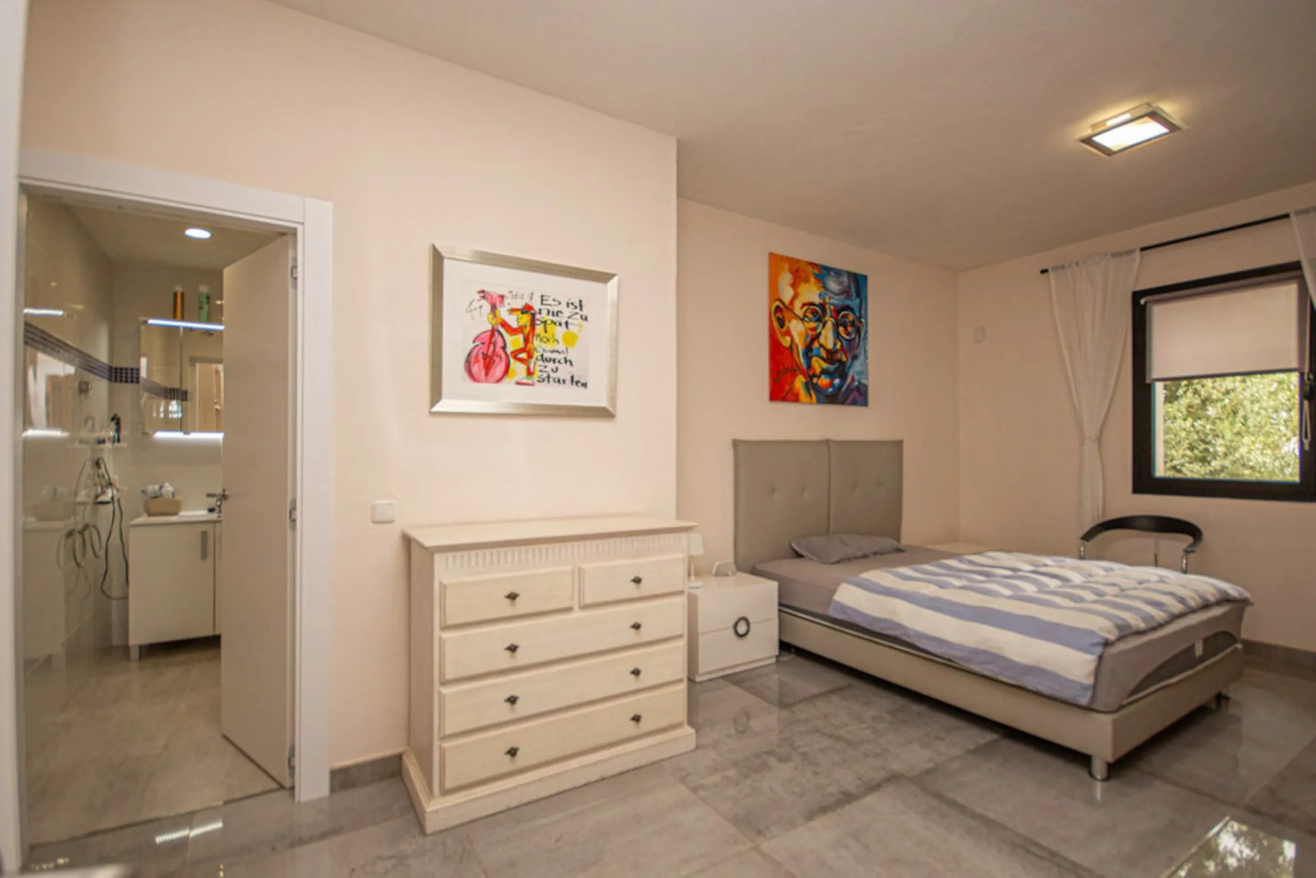 Spacious Family Villa with Panoramic Views in La Mairena