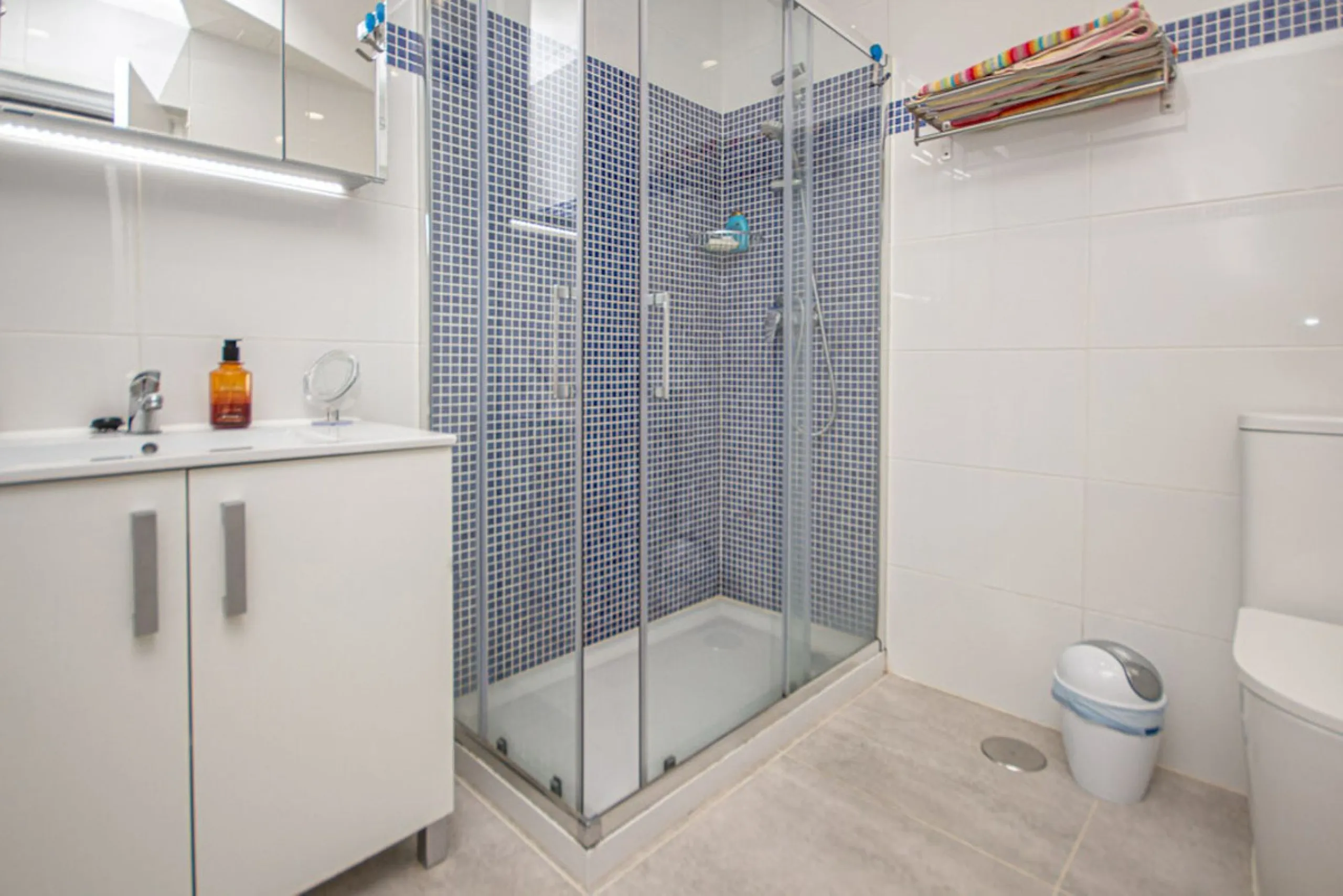 Spacious Family Villa with Panoramic Views in La Mairena