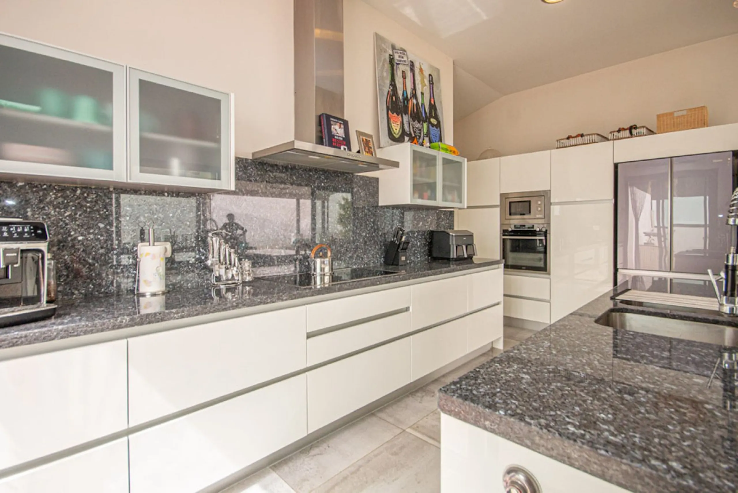 Spacious Family Villa with Panoramic Views in La Mairena