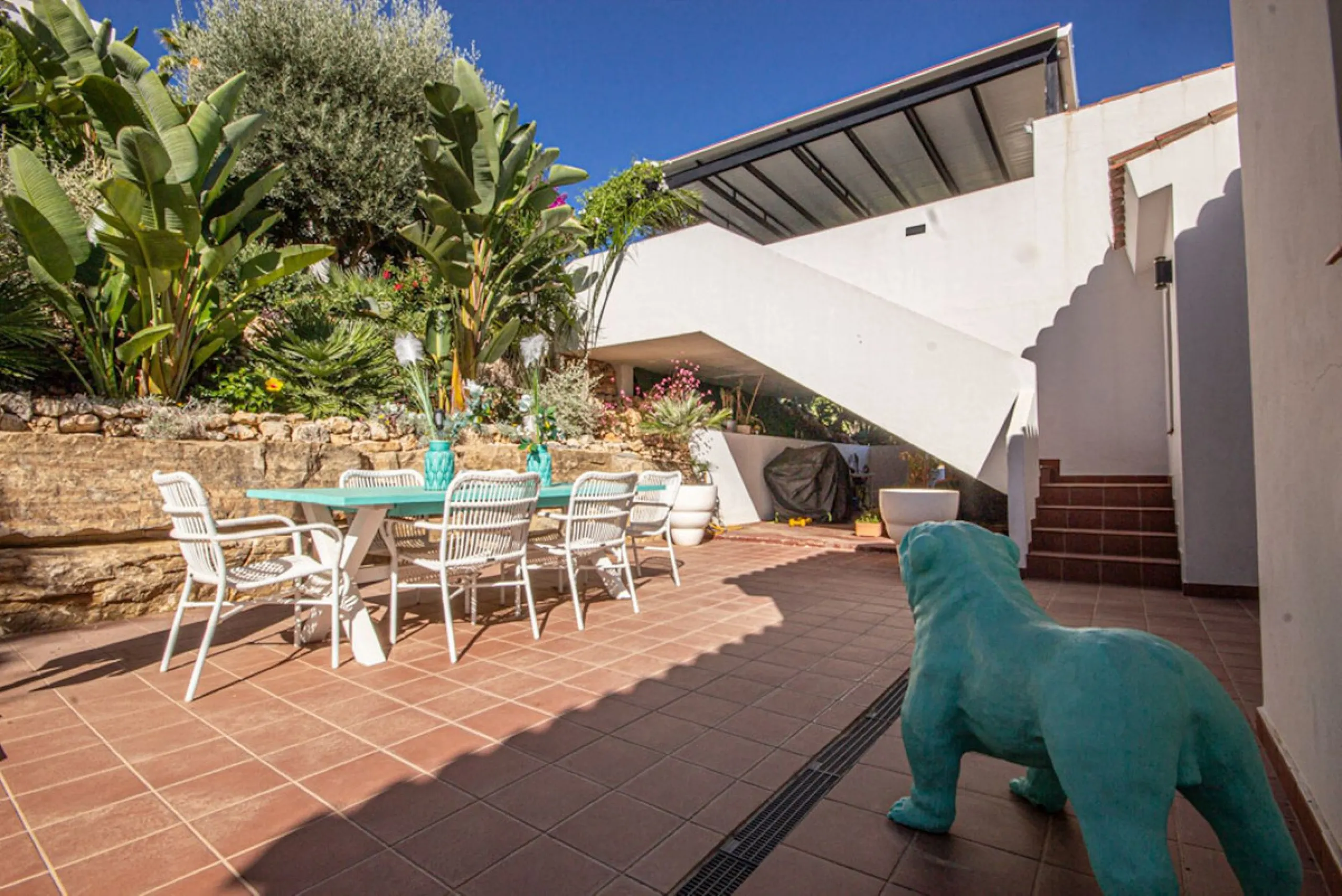 Spacious Family Villa with Panoramic Views in La Mairena