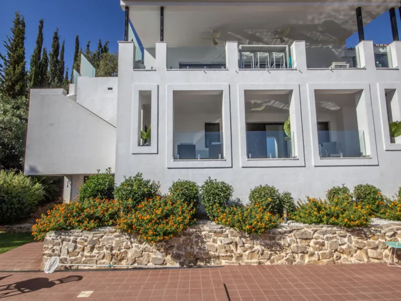 Spacious Family Villa with Panoramic Views in La Mairena