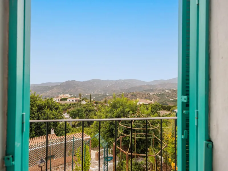 Exceptional Cortijo for Sale in Frigiliana – A Timeless Andalusian Retreat