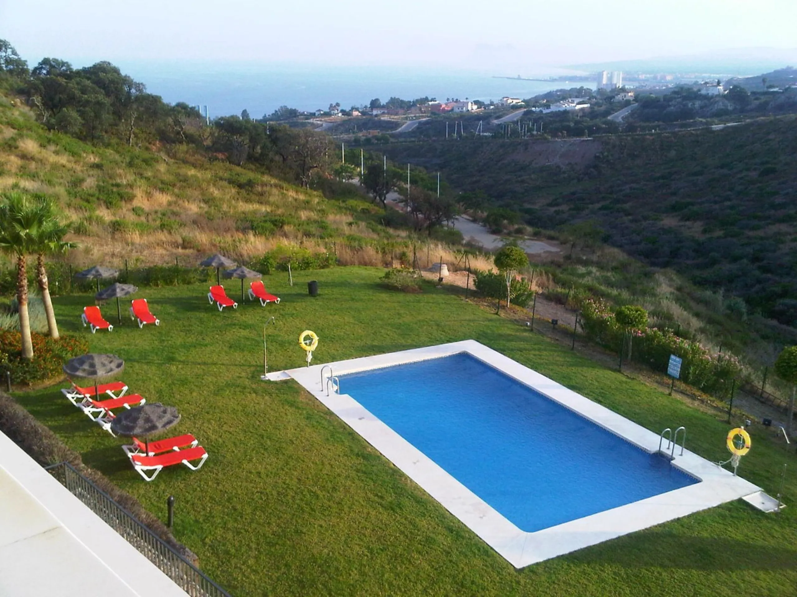 Apartment - Ground Floor Apartment в продаже в Manilva, Málaga. В доме 3 спален и 2 ванных комнат. Площадь дома 150 м²