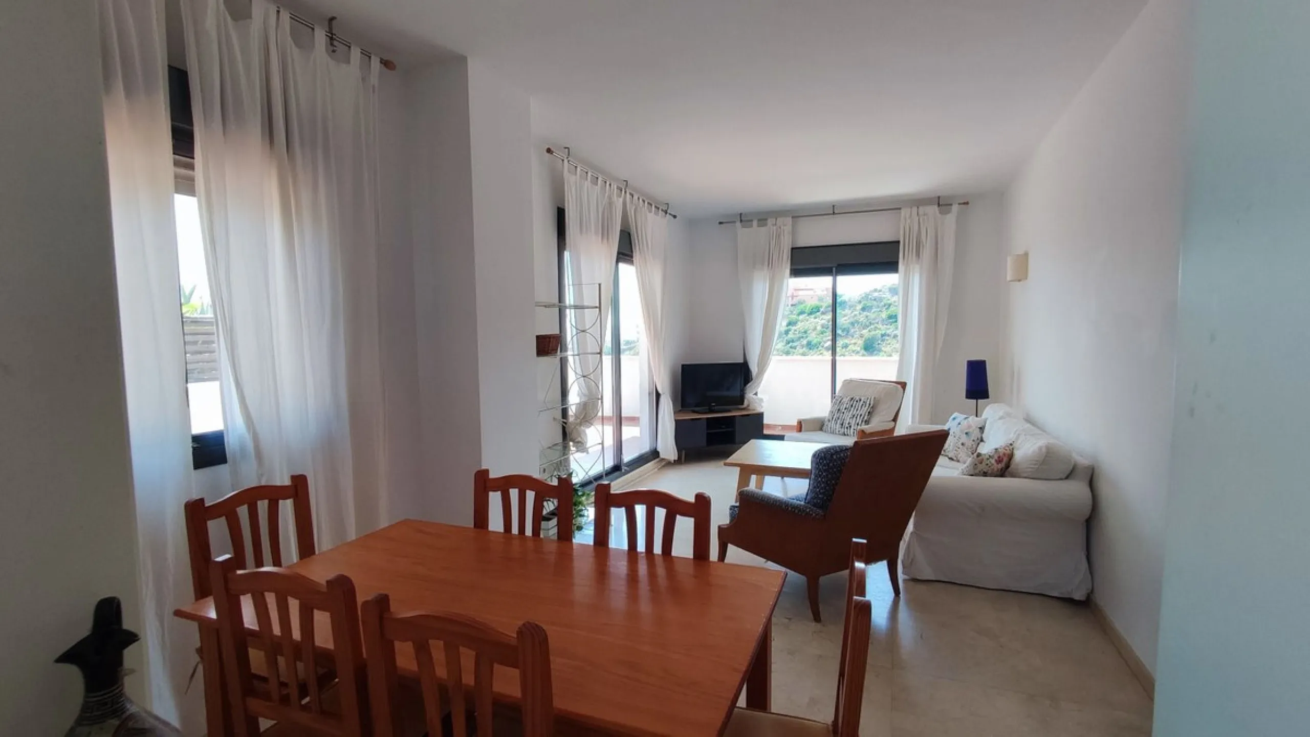 Apartment - Ground Floor Apartment в продаже в Manilva, Málaga. В доме 3 спален и 2 ванных комнат. Площадь дома 150 м²