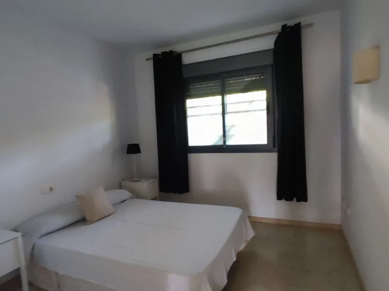 Apartment - Ground Floor Apartment в продаже в Manilva, Málaga. В доме 3 спален и 2 ванных комнат. Площадь дома 150 м²