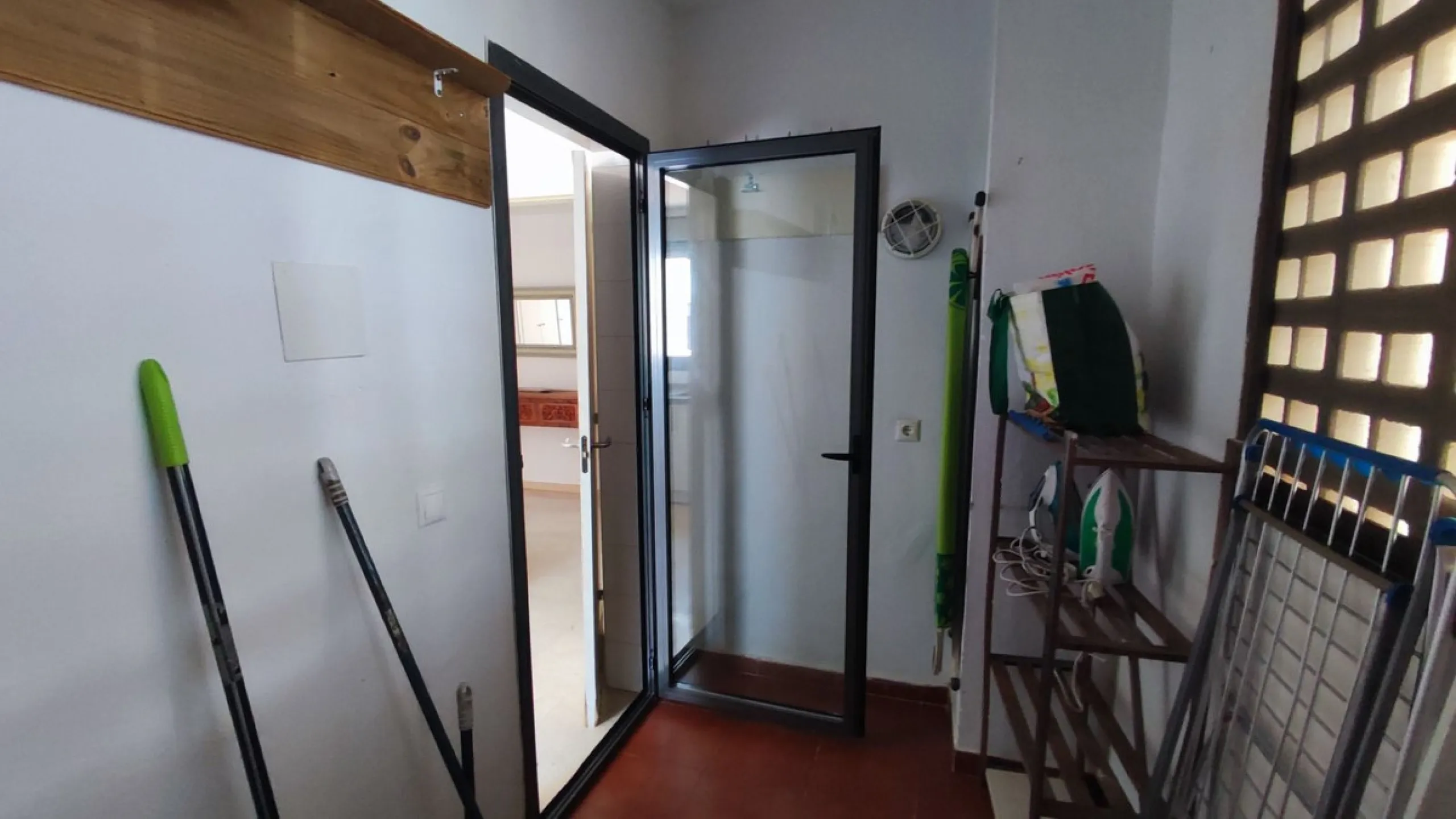 Apartment - Ground Floor Apartment в продаже в Manilva, Málaga. В доме 3 спален и 2 ванных комнат. Площадь дома 150 м²