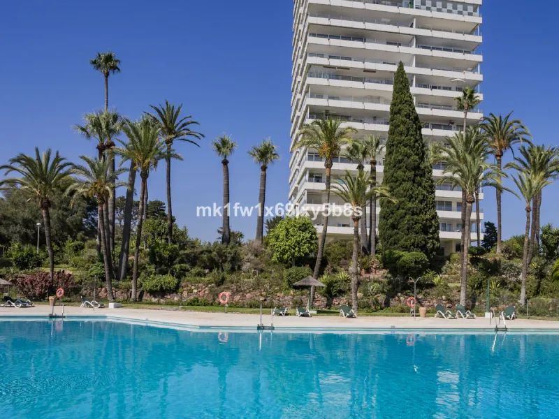 This beautifully renovated two-bedroom apartment is situated in the iconic Torre de Río Real, one of Marbella's most renowned buildings. Located in the exclusive Río Real residential area in Eastern Marbella, it's just a 5-minute drive from Marbella's cit