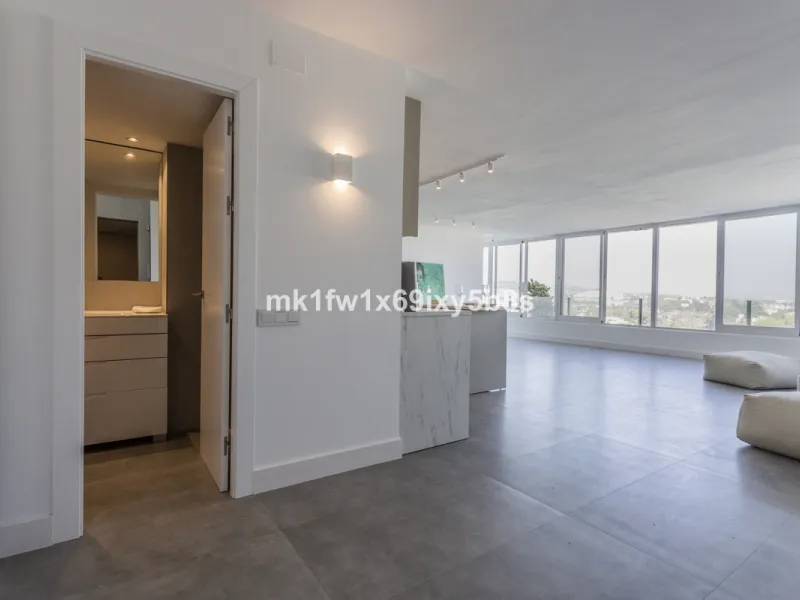 This beautifully renovated two-bedroom apartment is situated in the iconic Torre de Río Real, one of Marbella's most renowned buildings. Located in the exclusive Río Real residential area in Eastern Marbella, it's just a 5-minute drive from Marbella's cit