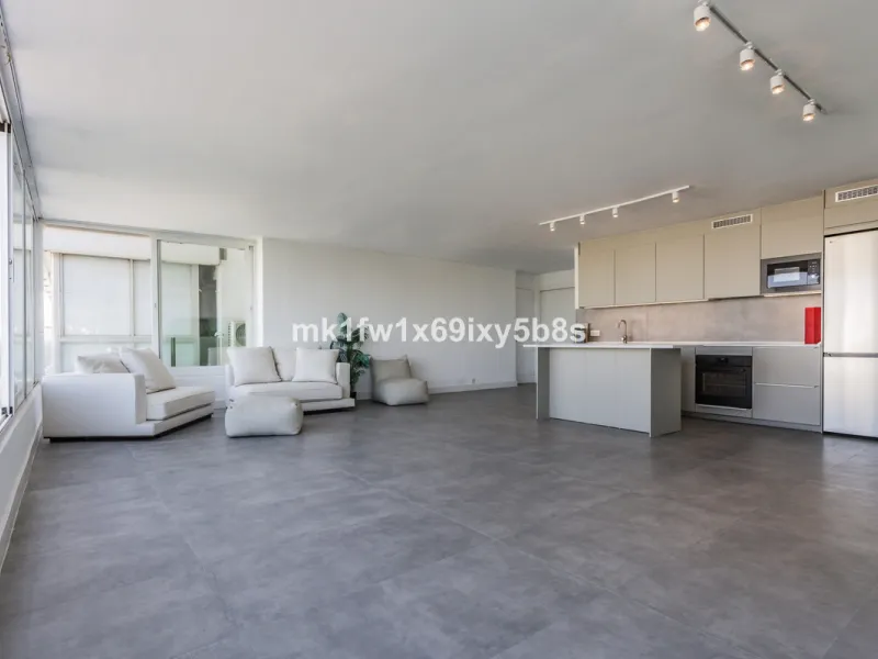 This beautifully renovated two-bedroom apartment is situated in the iconic Torre de Río Real, one of Marbella's most renowned buildings. Located in the exclusive Río Real residential area in Eastern Marbella, it's just a 5-minute drive from Marbella's cit