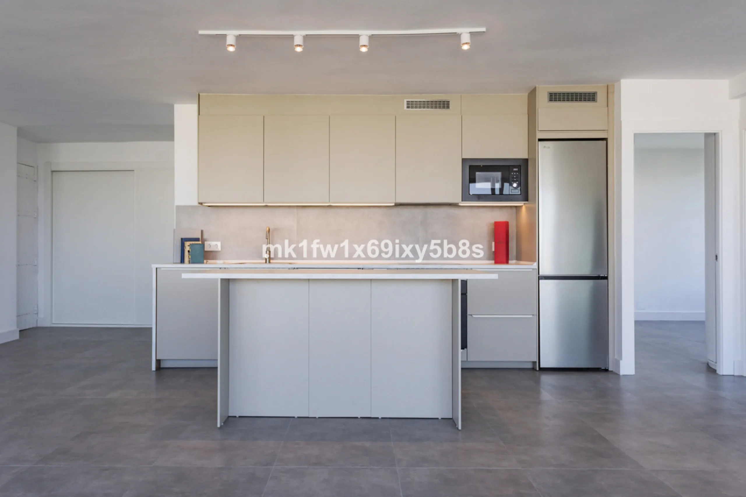 This beautifully renovated two-bedroom apartment is situated in the iconic Torre de Río Real, one of Marbella's most renowned buildings. Located in the exclusive Río Real residential area in Eastern Marbella, it's just a 5-minute drive from Marbella's cit