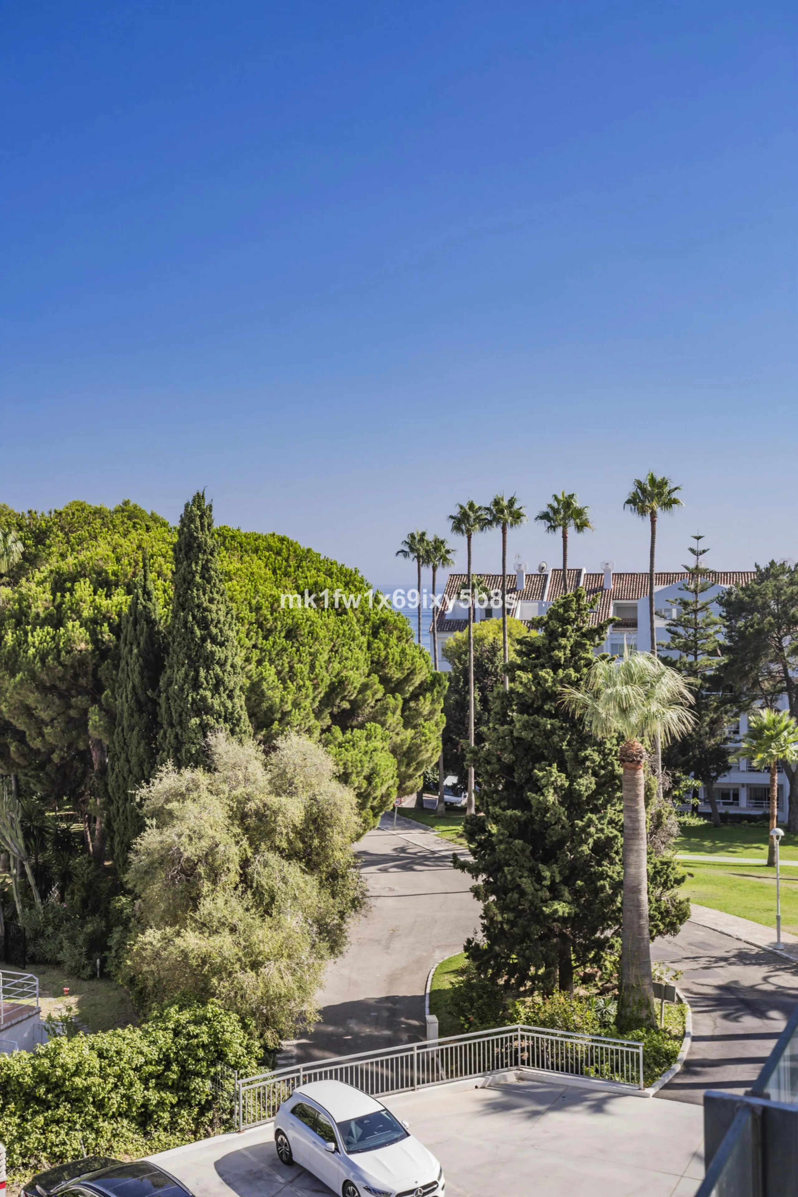 This beautifully renovated two-bedroom apartment is situated in the iconic Torre de Río Real, one of Marbella's most renowned buildings. Located in the exclusive Río Real residential area in Eastern Marbella, it's just a 5-minute drive from Marbella's cit