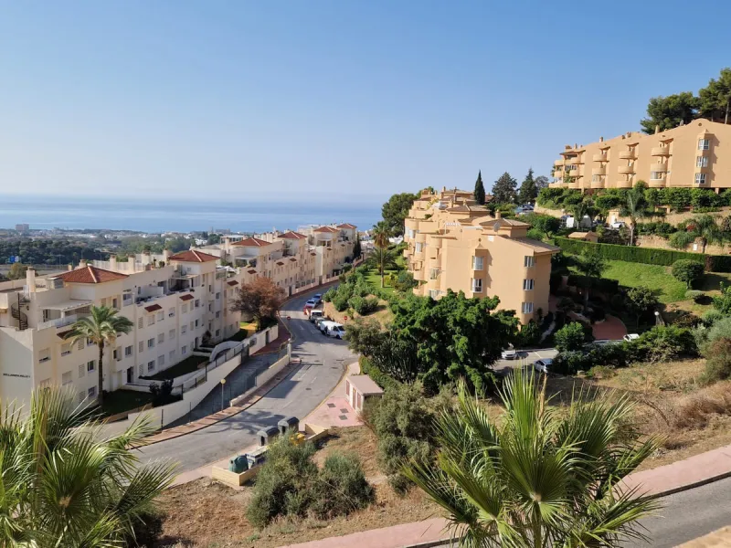Apartment - Middle Floor Apartment в продаже в Mijas, Málaga. В доме 2 спален и 2 ванных комнат. Площадь дома 108 м²