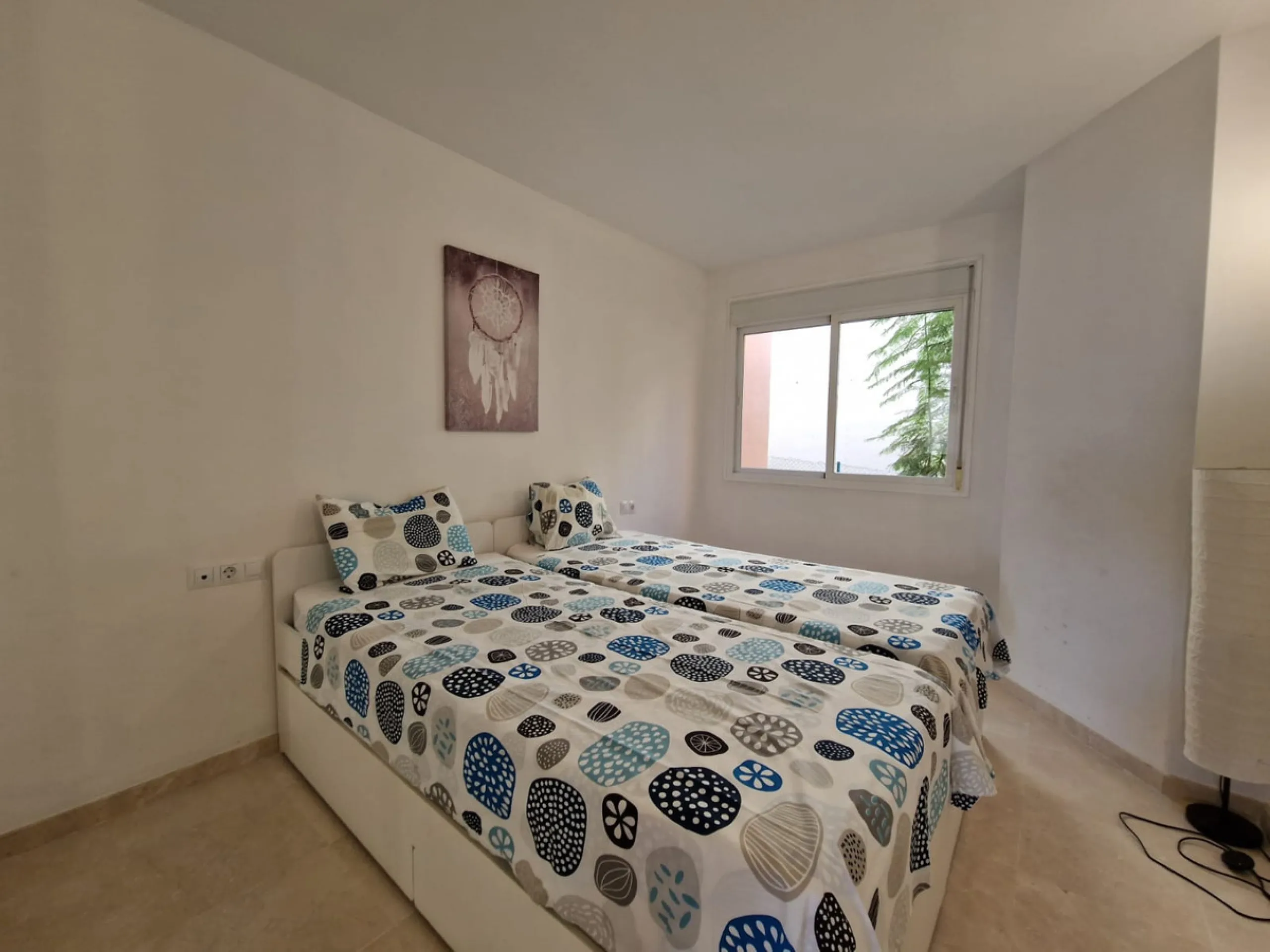 Apartment - Middle Floor Apartment в продаже в Mijas, Málaga. В доме 2 спален и 2 ванных комнат. Площадь дома 108 м²