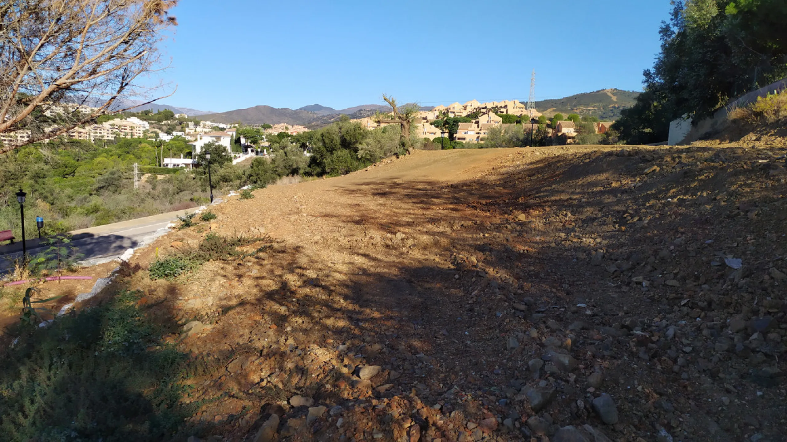 Plot - Land в продаже в Marbella, Málaga. Площадь участка 1497 м²