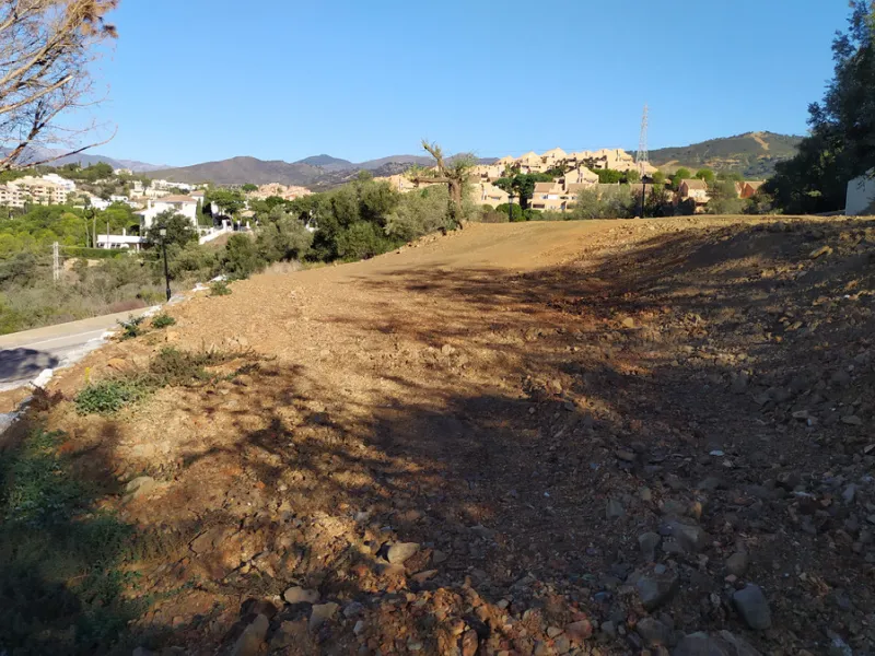 Plot - Land в продаже в Marbella, Málaga. Площадь участка 1497 м²
