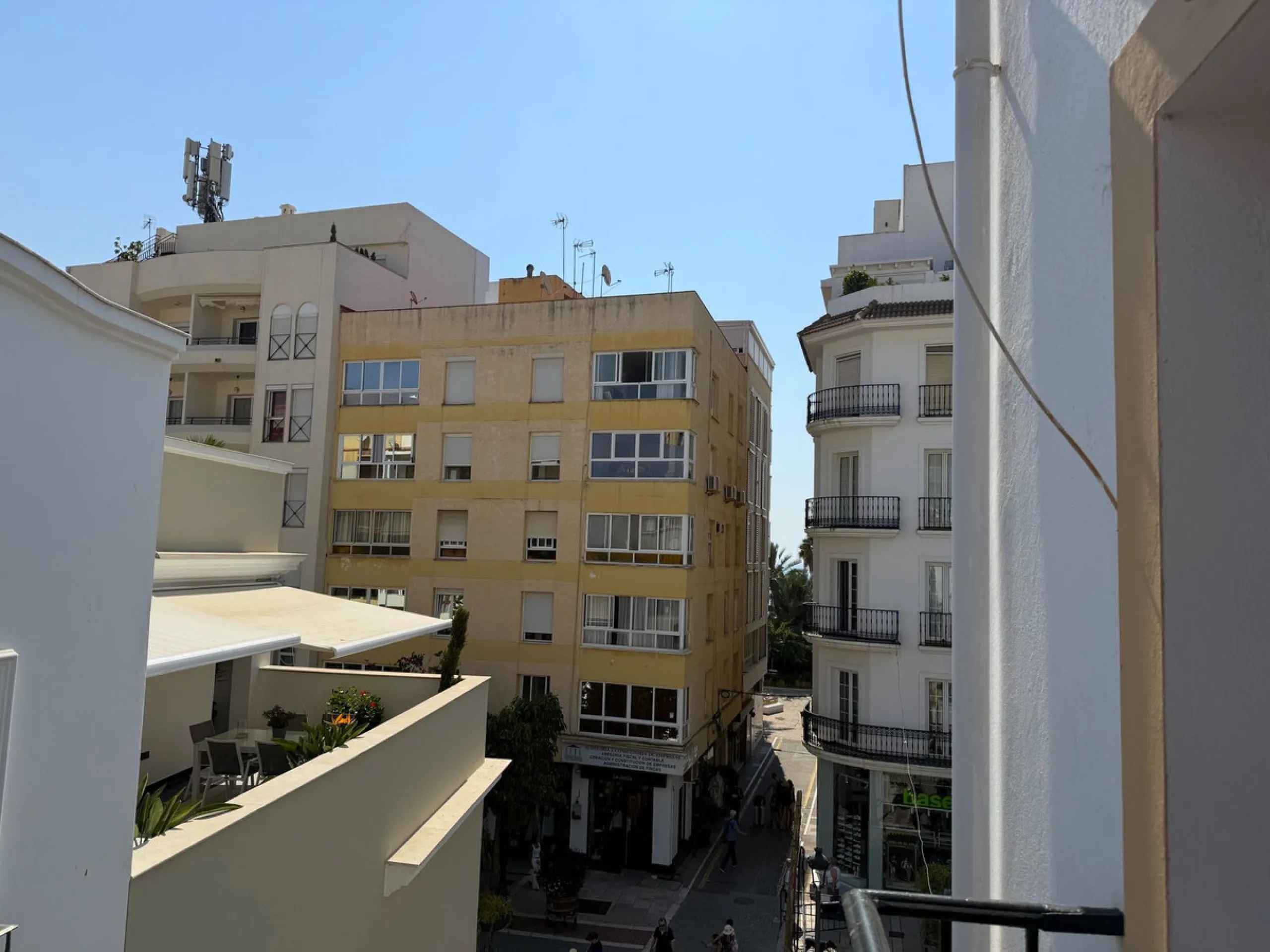 Top Floor Apartment, Estepona, Costa del Sol.