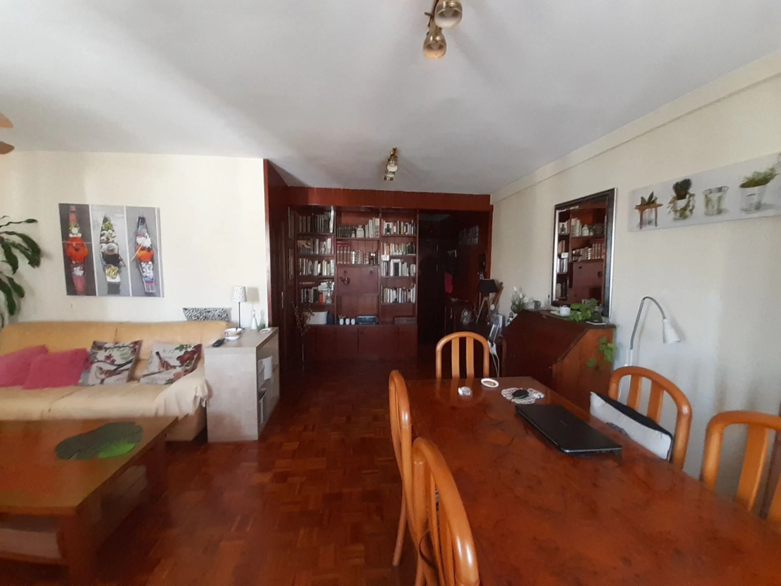 Stunning & Spacious 2-Bedroom Apartment in the Heart of Marbella