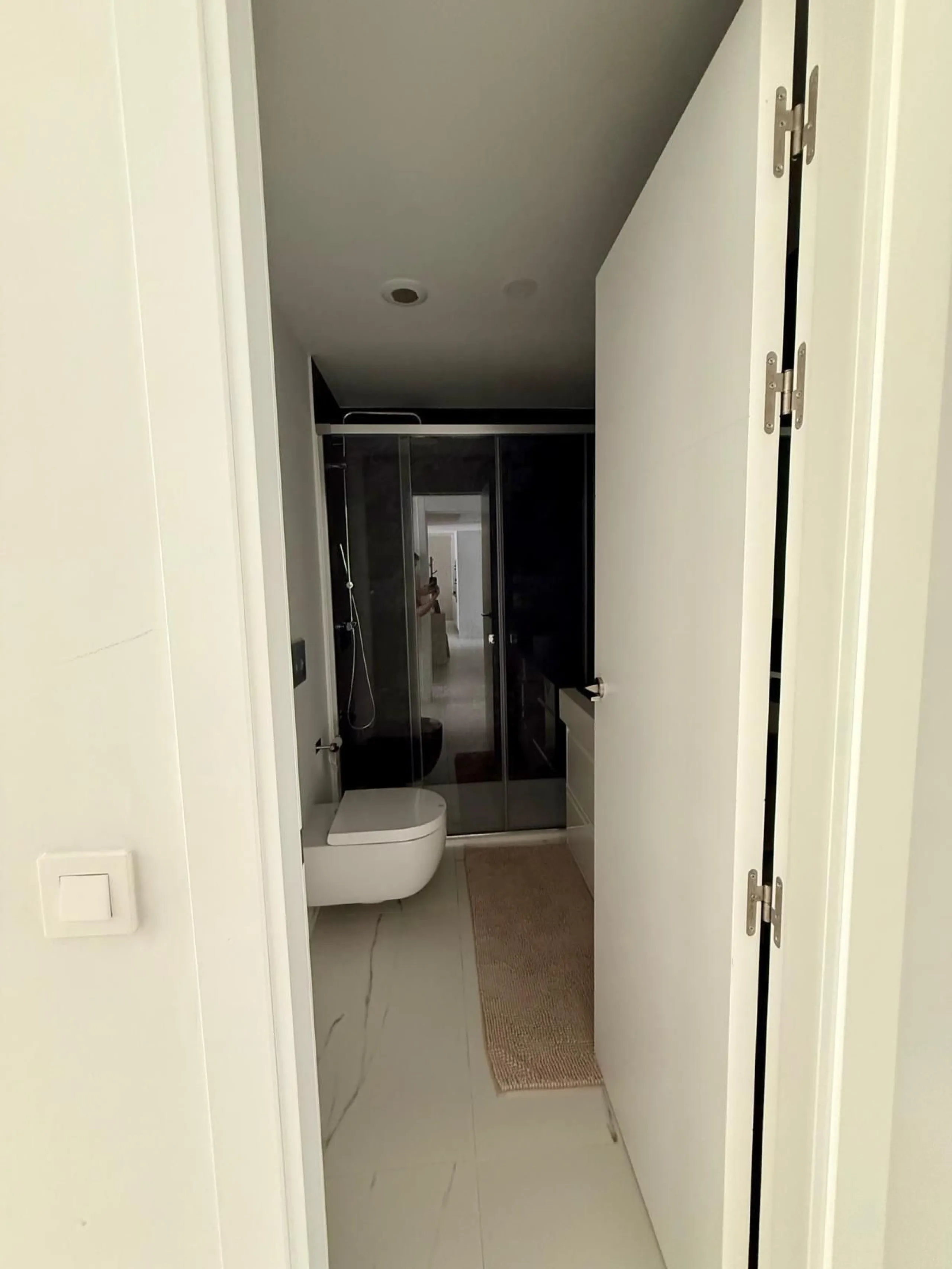 Discover Your Dream Home: Luxurious Brand-New Apartment in Casares Costa