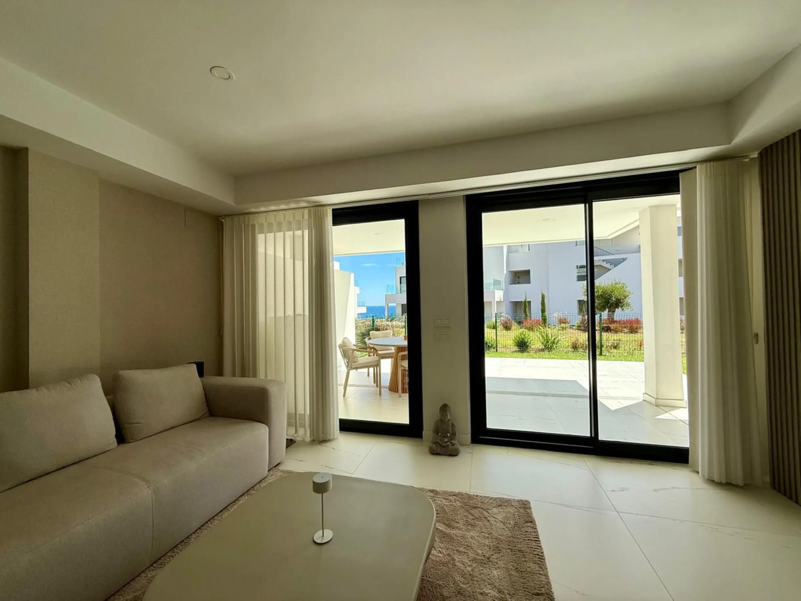 Discover Your Dream Home: Luxurious Brand-New Apartment in Casares Costa