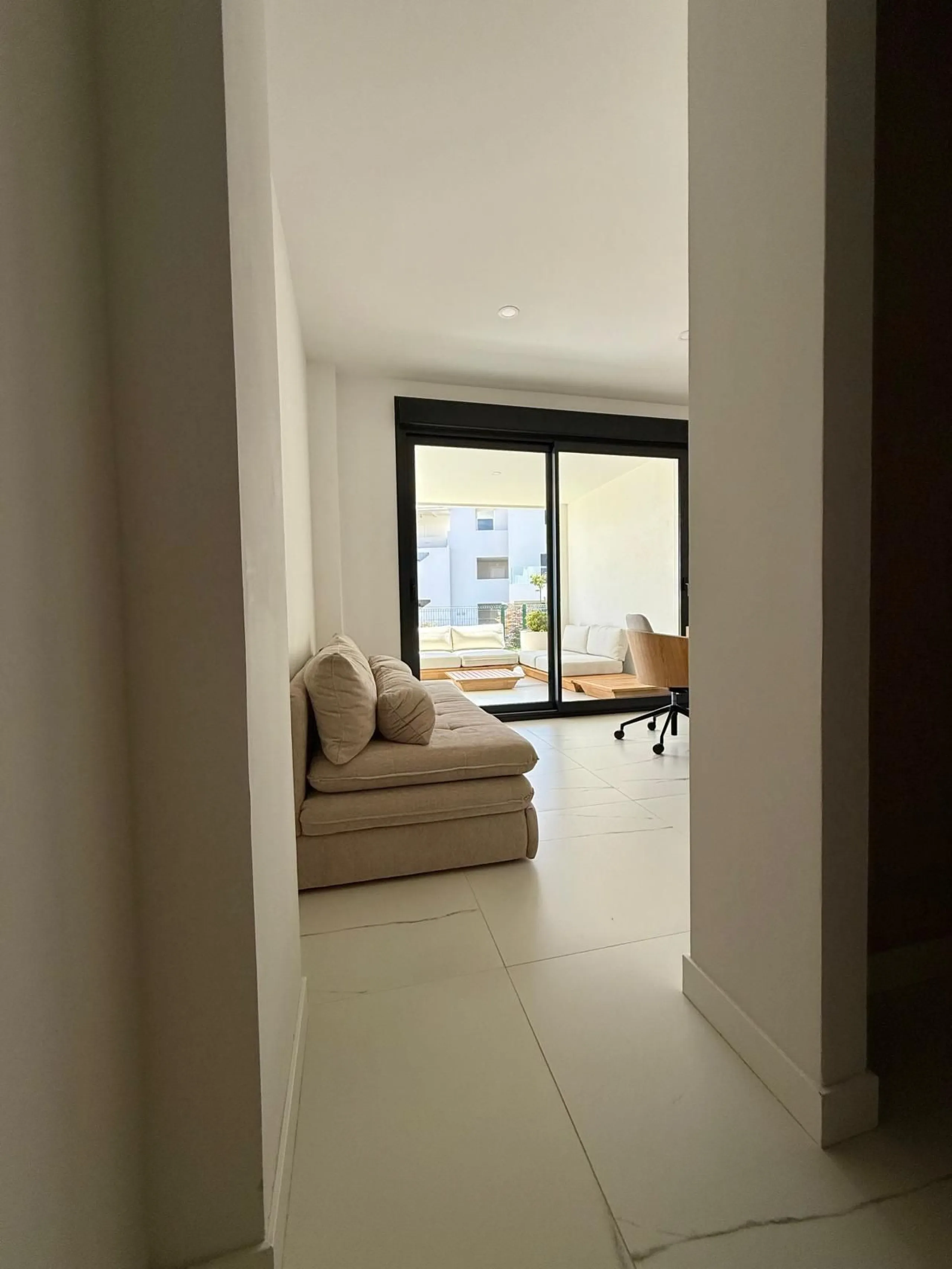 Discover Your Dream Home: Luxurious Brand-New Apartment in Casares Costa