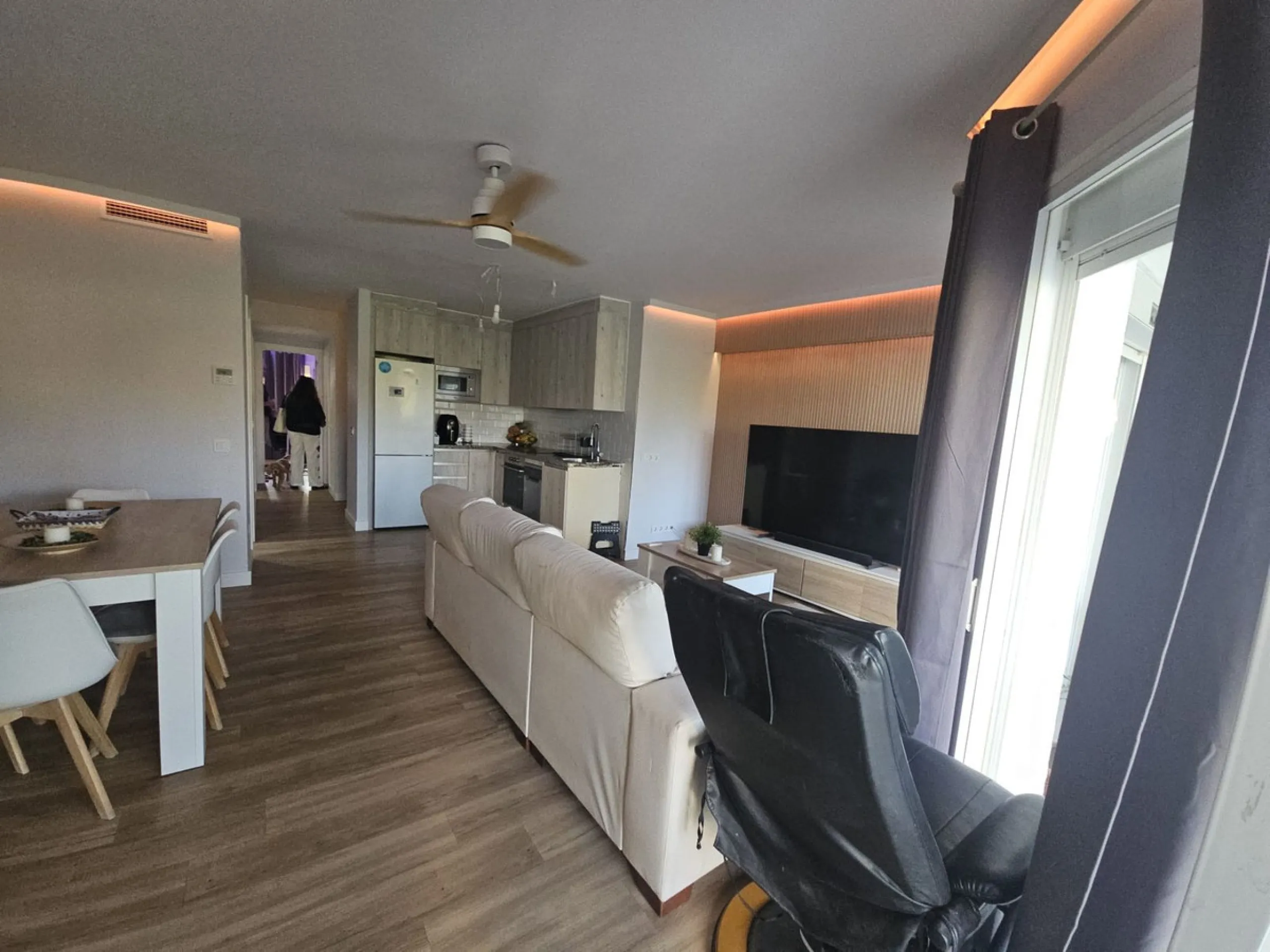 Apartment - Top Floor Apartment в продаже в Mijas, Málaga. В доме 2 спален и 2 ванных комнат. Площадь дома 143 м²
