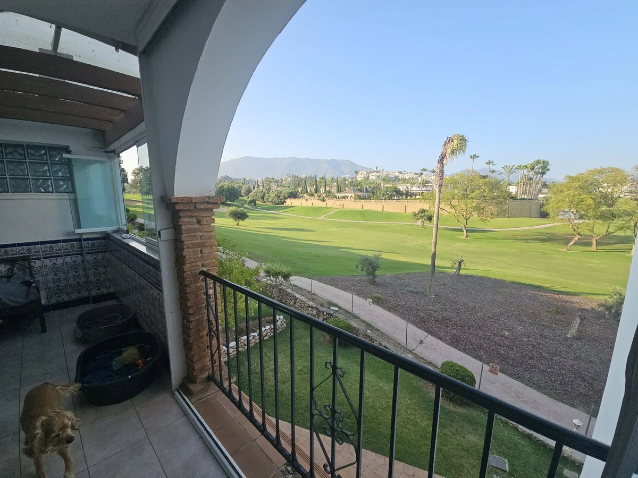 Apartment - Top Floor Apartment в продаже в Mijas, Málaga. В доме 2 спален и 2 ванных комнат. Площадь дома 143 м²