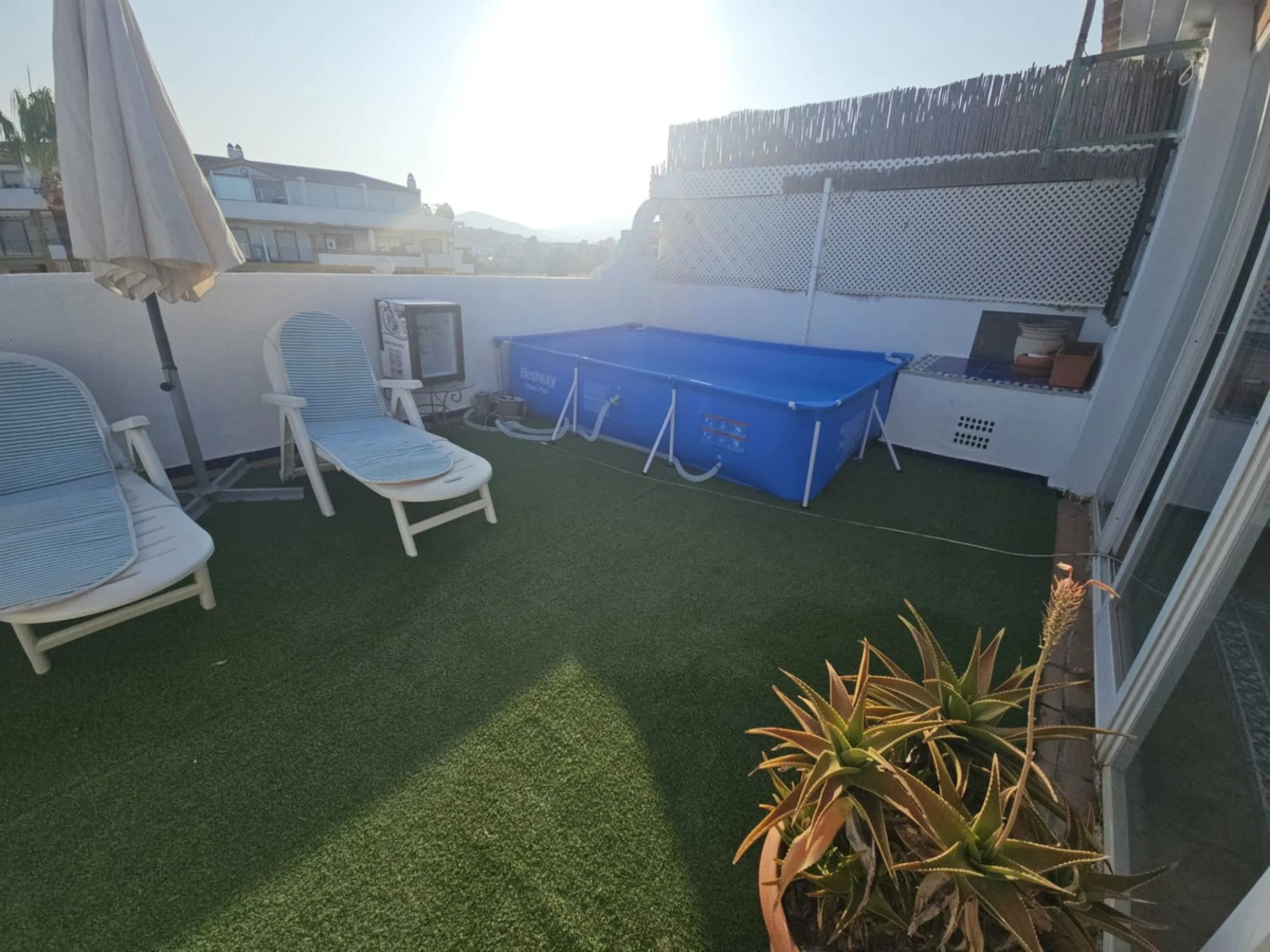 Apartment - Top Floor Apartment в продаже в Mijas, Málaga. В доме 2 спален и 2 ванных комнат. Площадь дома 143 м²