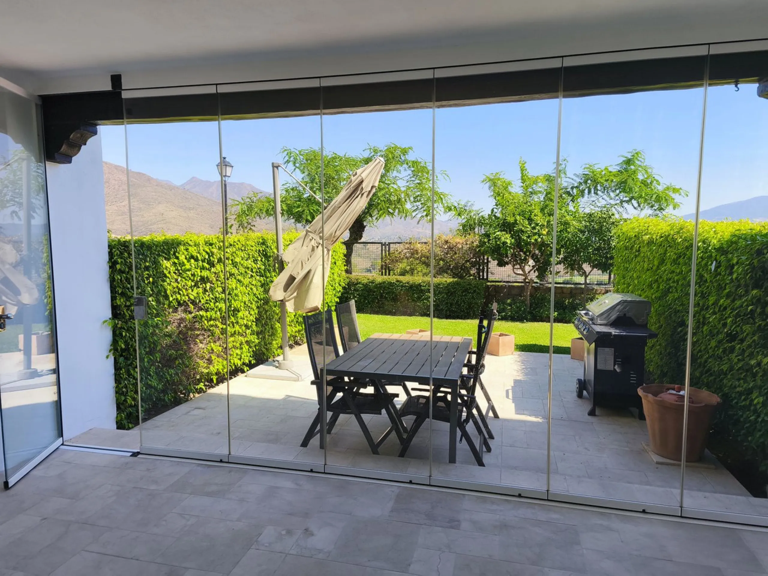 House - Townhouse в продаже в Mijas, Málaga. В доме 3 спален и 4 ванных комнат. Площадь дома 200 м². Площадь участка 18 м²
