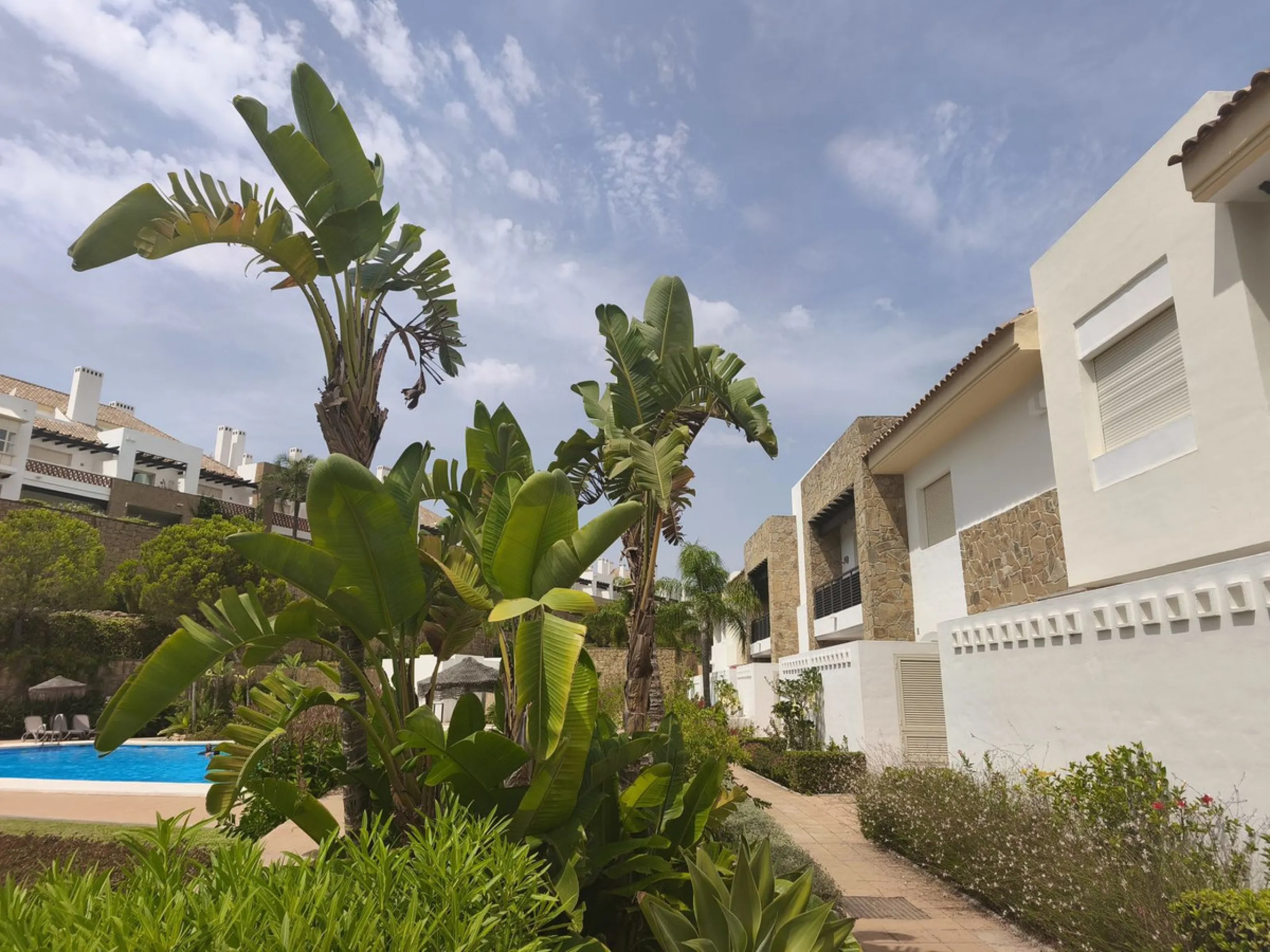 House - Townhouse в продаже в Mijas, Málaga. В доме 3 спален и 4 ванных комнат. Площадь дома 200 м². Площадь участка 18 м²