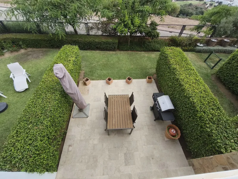 House - Townhouse в продаже в Mijas, Málaga. В доме 3 спален и 4 ванных комнат. Площадь дома 200 м². Площадь участка 18 м²