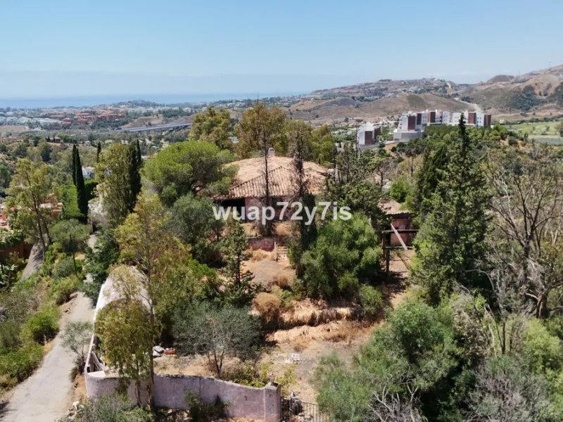 Plot - Residential Plot в продаже в Benahavís, Málaga. Площадь дома 3000 м². Площадь участка 7138 м²