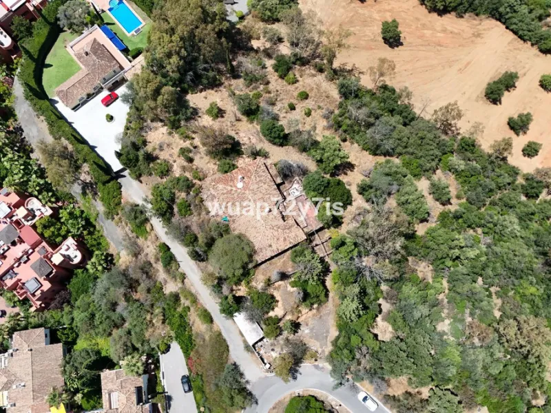 Plot - Residential Plot в продаже в Benahavís, Málaga. Площадь дома 3000 м². Площадь участка 7138 м²