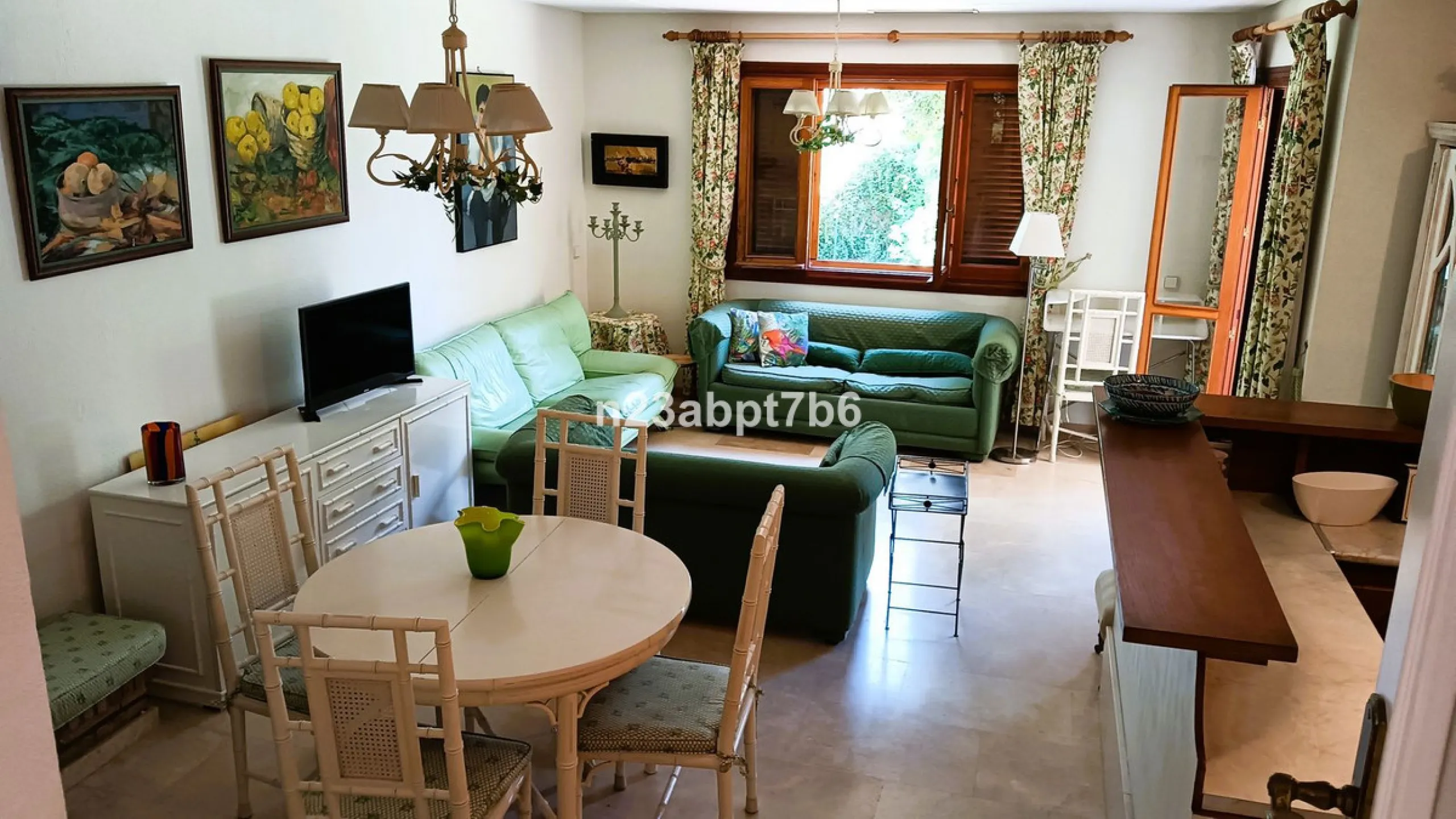 Apartment - Ground Floor Apartment в продаже в Marbella, Málaga. В доме 2 спален и 2 ванных комнат. Площадь дома 109 м²