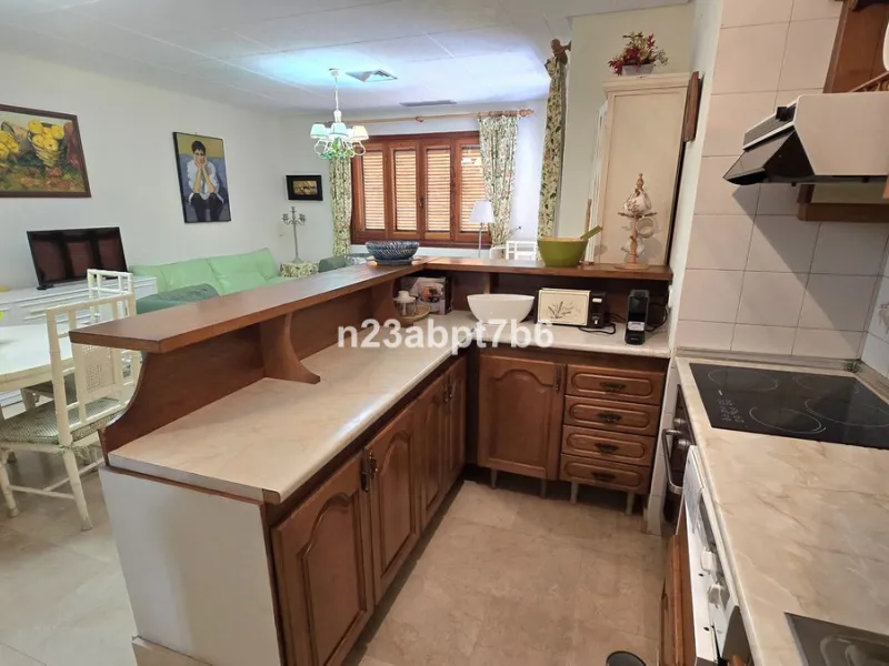 Apartment - Ground Floor Apartment в продаже в Marbella, Málaga. В доме 2 спален и 2 ванных комнат. Площадь дома 109 м²