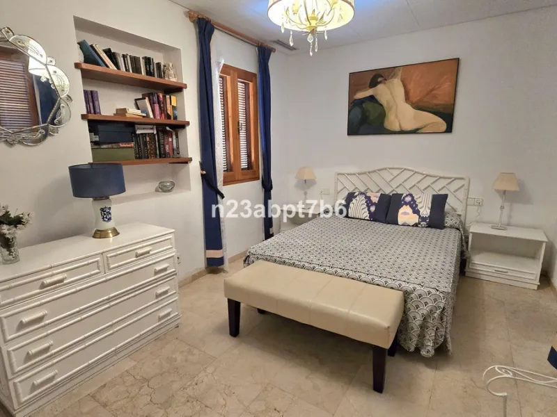 Apartment - Ground Floor Apartment в продаже в Marbella, Málaga. В доме 2 спален и 2 ванных комнат. Площадь дома 109 м²