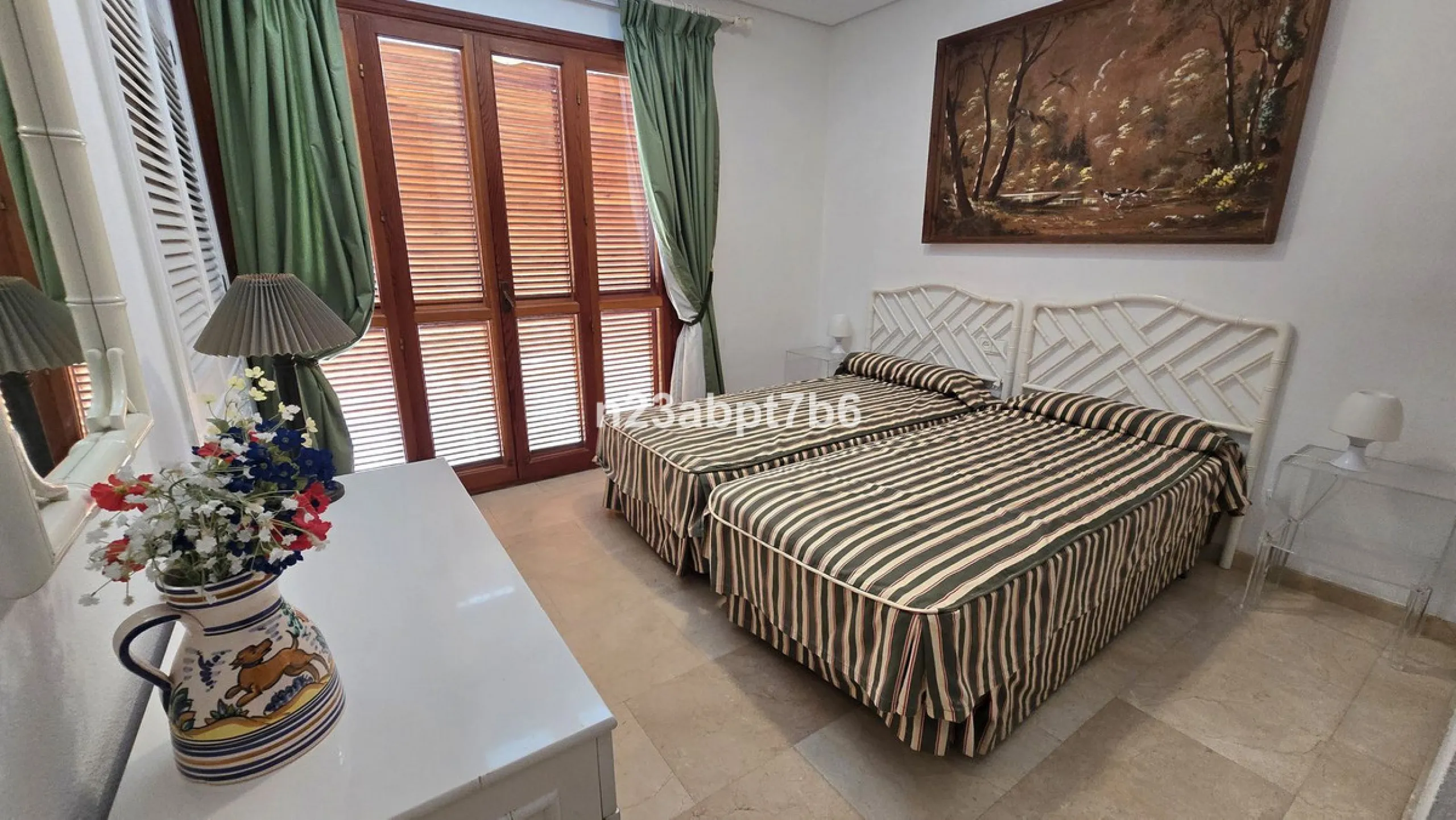 Apartment - Ground Floor Apartment в продаже в Marbella, Málaga. В доме 2 спален и 2 ванных комнат. Площадь дома 109 м²