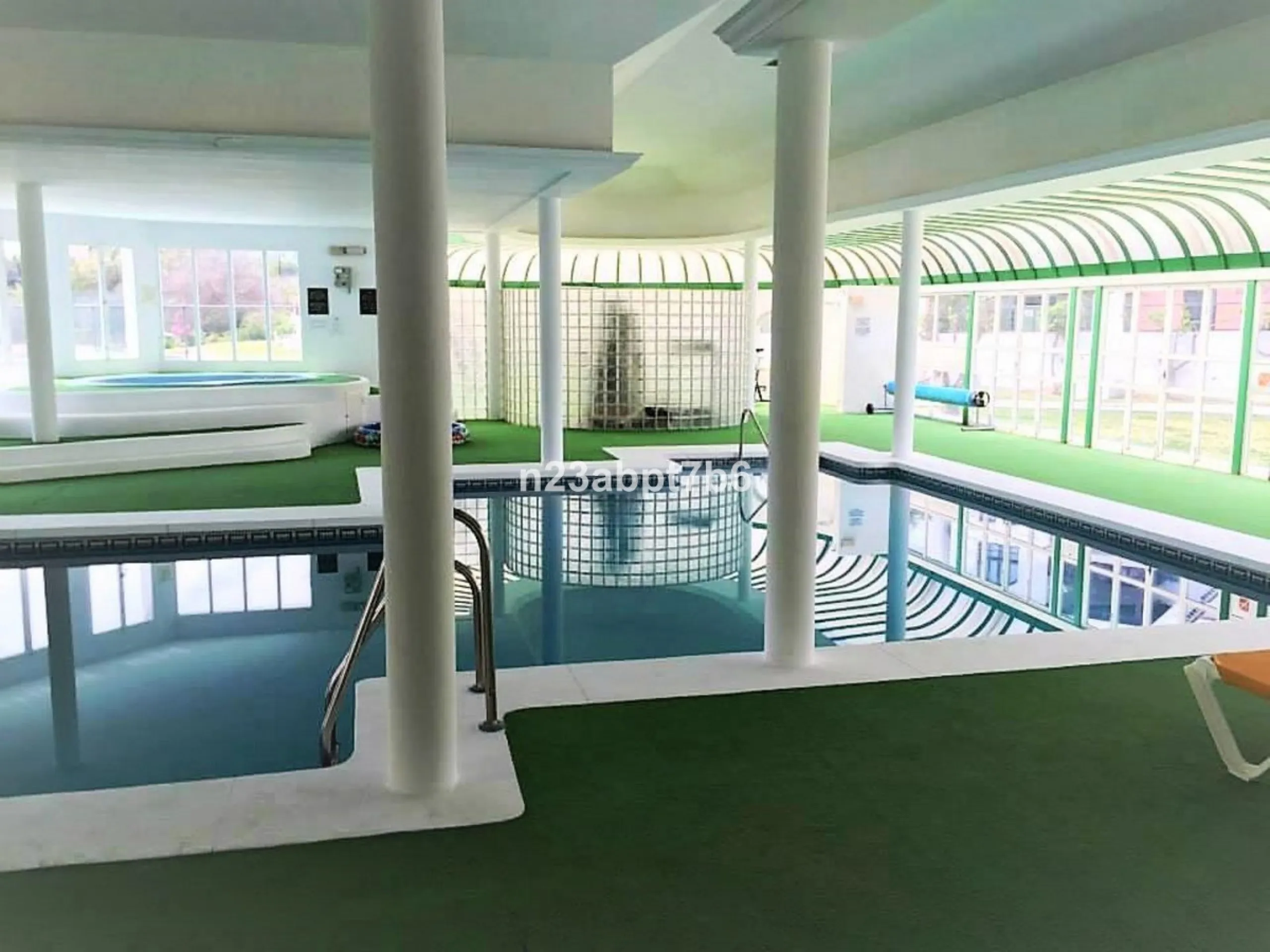 Apartment - Ground Floor Apartment в продаже в Marbella, Málaga. В доме 2 спален и 2 ванных комнат. Площадь дома 109 м²