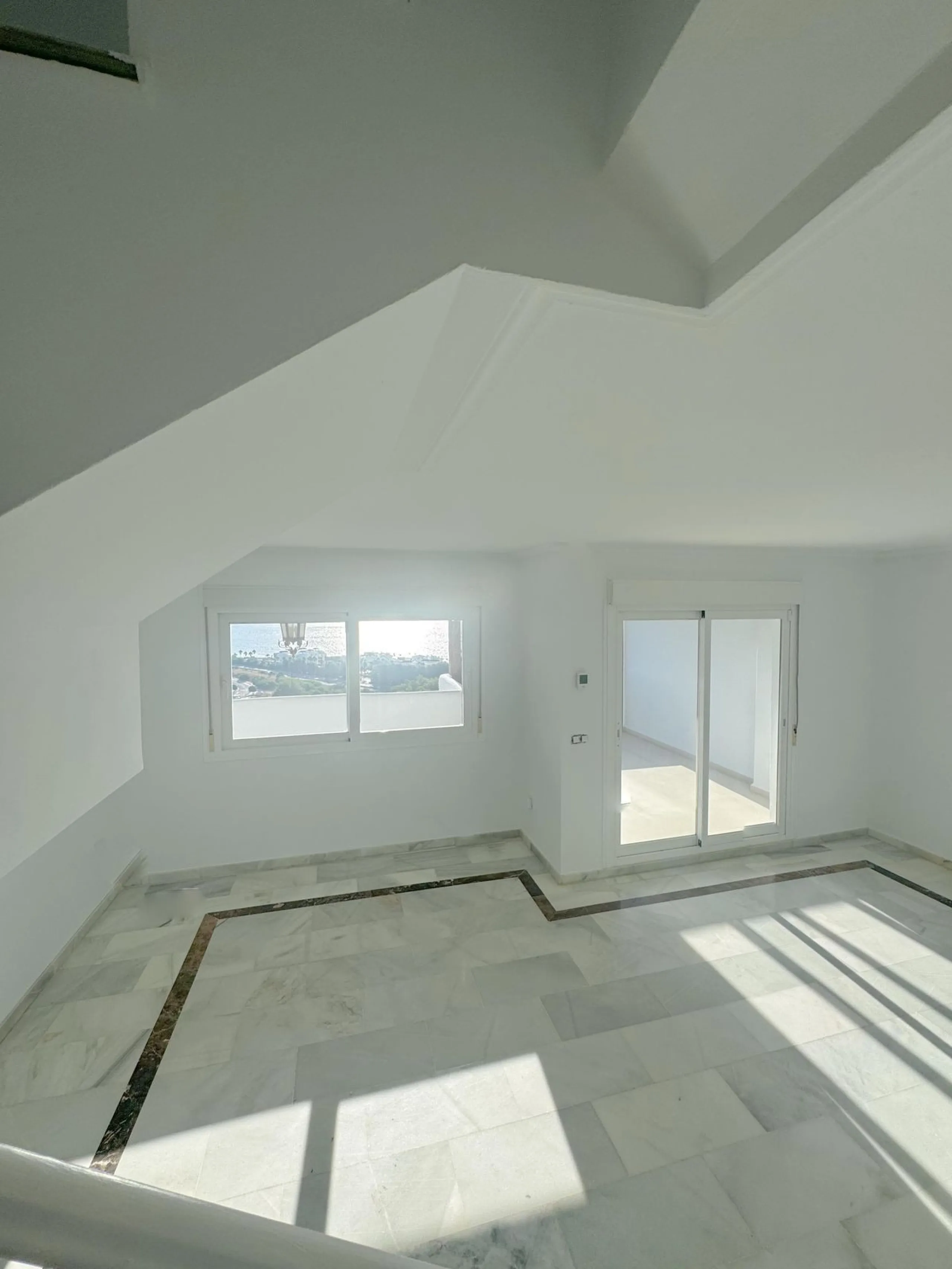 Penthouse Duplex, Casares, Costa del Sol.