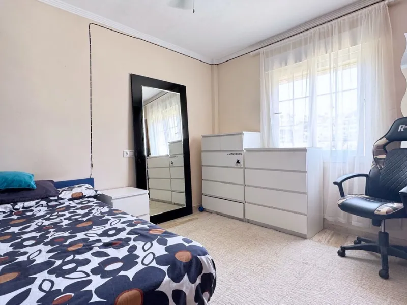 House - Townhouse в продаже в Mijas, Málaga. В доме 4 спален и 3 ванных комнат. Площадь дома 216 м². Площадь участка 321 м²