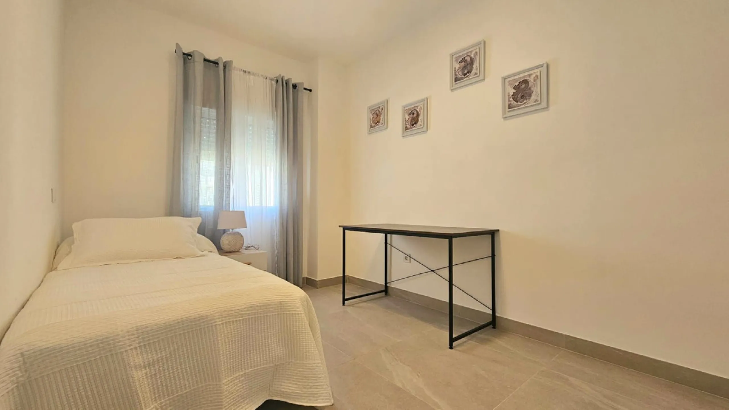 Middle Floor Apartment, Fuengirola, Costa del Sol.