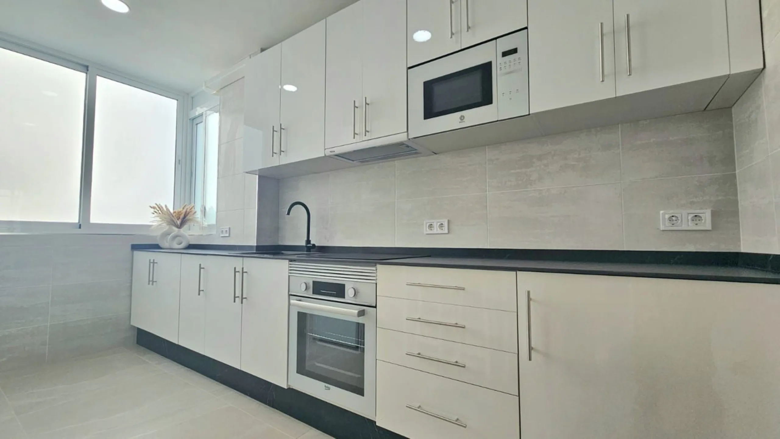 Middle Floor Apartment, Fuengirola, Costa del Sol.
