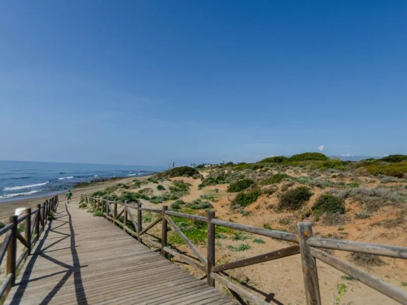 ✨ Living next to the Artola dunes and the best beach in Marbella ✨