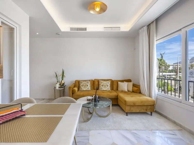 Apartment - Top Floor Apartment в продаже в Marbella, Málaga. В доме 2 спален и 2 ванных комнат. Площадь дома 64 м²