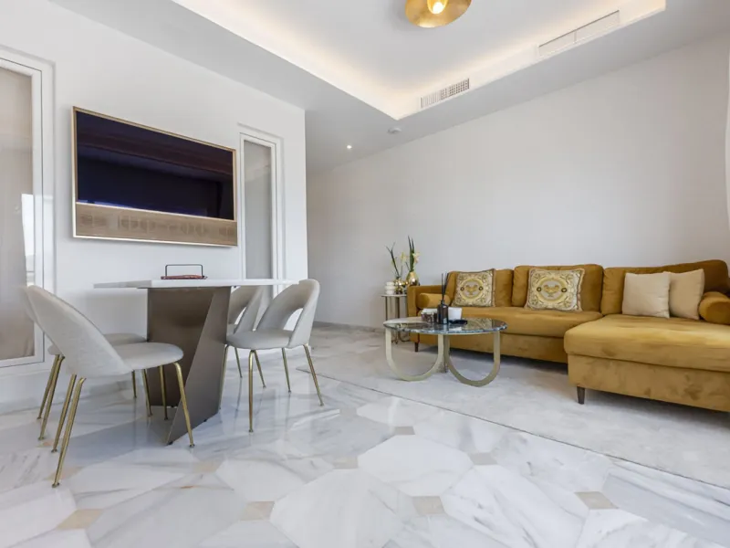 Apartment - Top Floor Apartment в продаже в Marbella, Málaga. В доме 2 спален и 2 ванных комнат. Площадь дома 64 м²