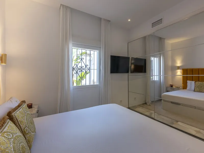 Apartment - Top Floor Apartment в продаже в Marbella, Málaga. В доме 2 спален и 2 ванных комнат. Площадь дома 64 м²