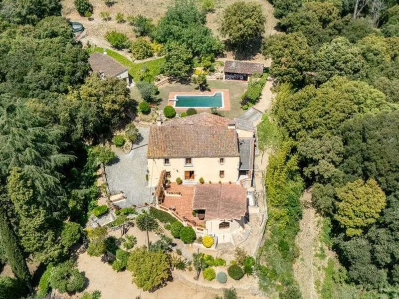 Rehabilitated Catalan Masia with Privacy and Multiple Buildings in the Province of Barcelona