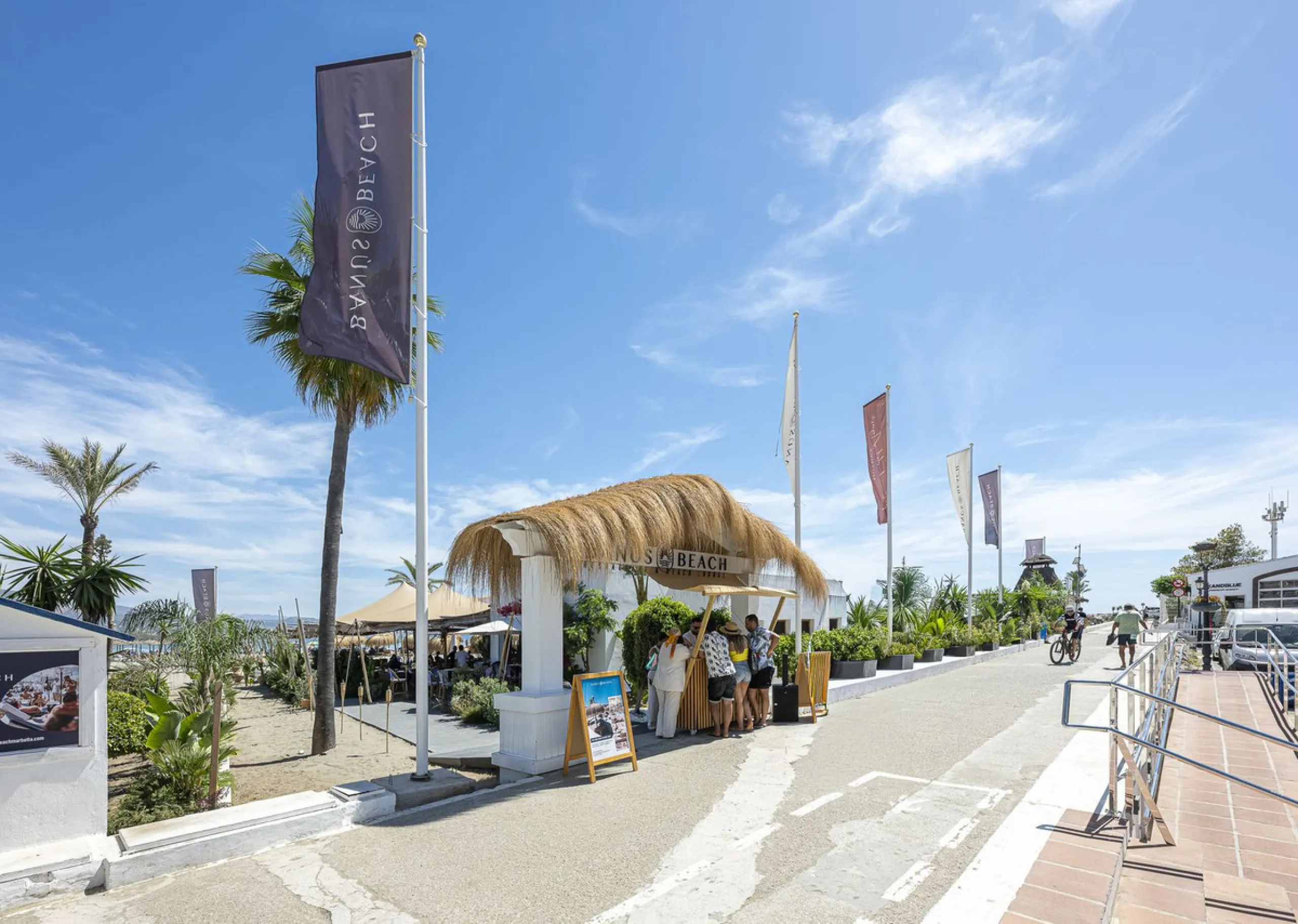 Apartment - Top Floor Apartment в продаже в Marbella, Málaga. В доме 2 спален и 2 ванных комнат. Площадь дома 64 м²